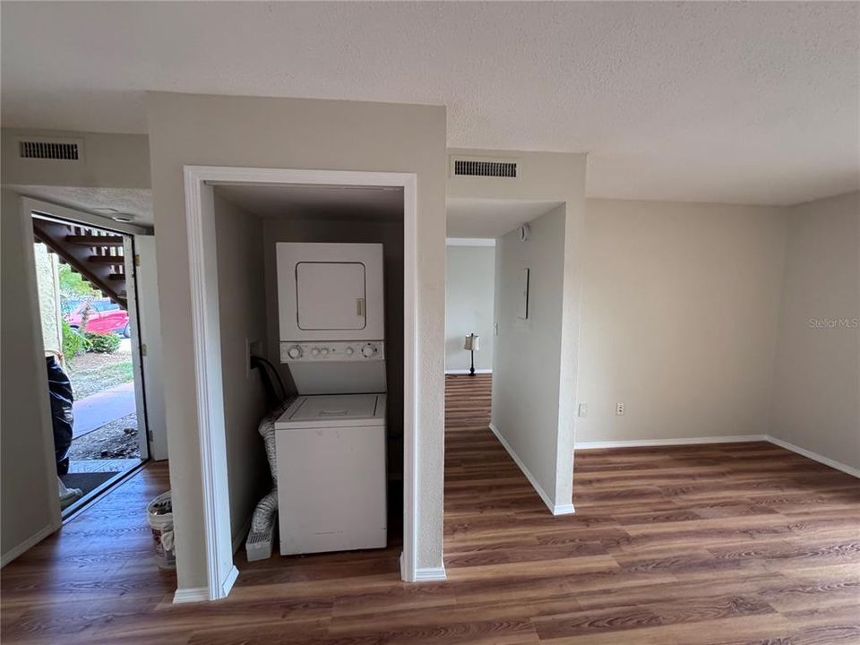 For Rent: $1,500 (1 beds, 1 baths, 555 Square Feet)