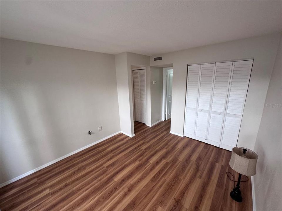 For Rent: $1,500 (1 beds, 1 baths, 555 Square Feet)
