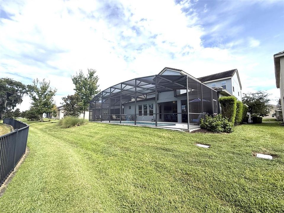For Sale: $1,199,000 (5 beds, 3 baths, 3910 Square Feet)