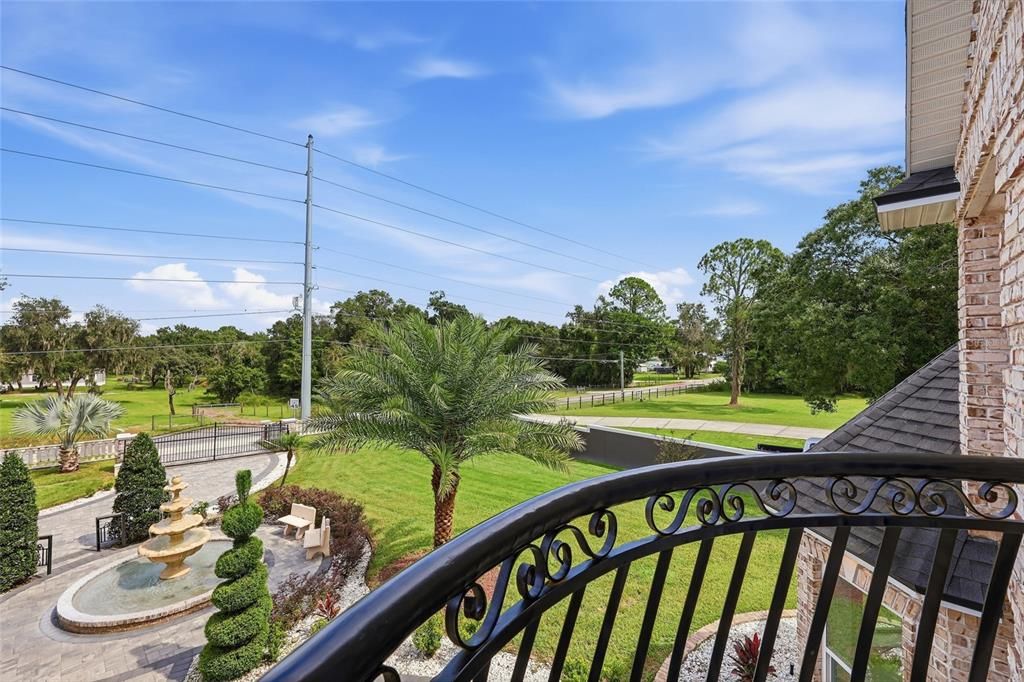 For Sale: $985,000 (4 beds, 3 baths, 3418 Square Feet)
