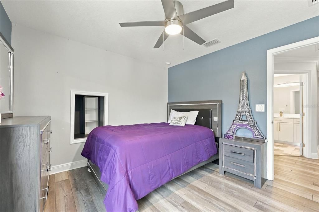 For Sale: $985,000 (4 beds, 3 baths, 3418 Square Feet)
