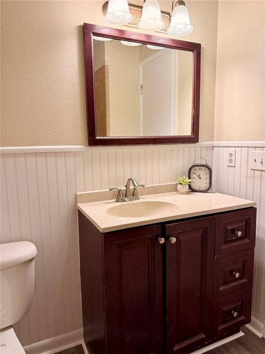 For Sale: $284,900 (3 beds, 2 baths, 1576 Square Feet)