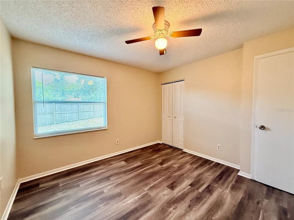 For Sale: $284,900 (3 beds, 2 baths, 1576 Square Feet)