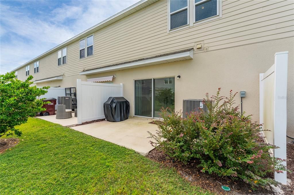 For Rent: $2,300 (3 beds, 2 baths, 1365 Square Feet)