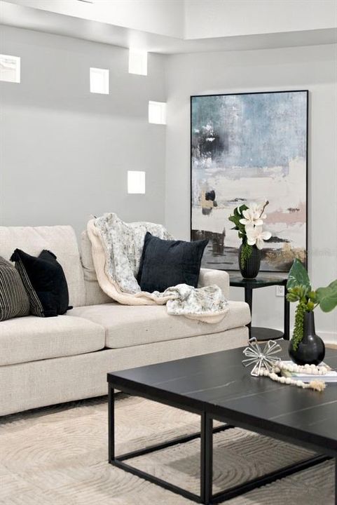 Activo con contrato: $1,599,000 (4 camas, 3 baños, 3264 Pies cuadrados)