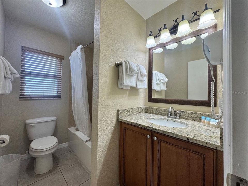 В аренду: $2,000 (2 спален, 2 ванн, 1052 Квадратных фут)
