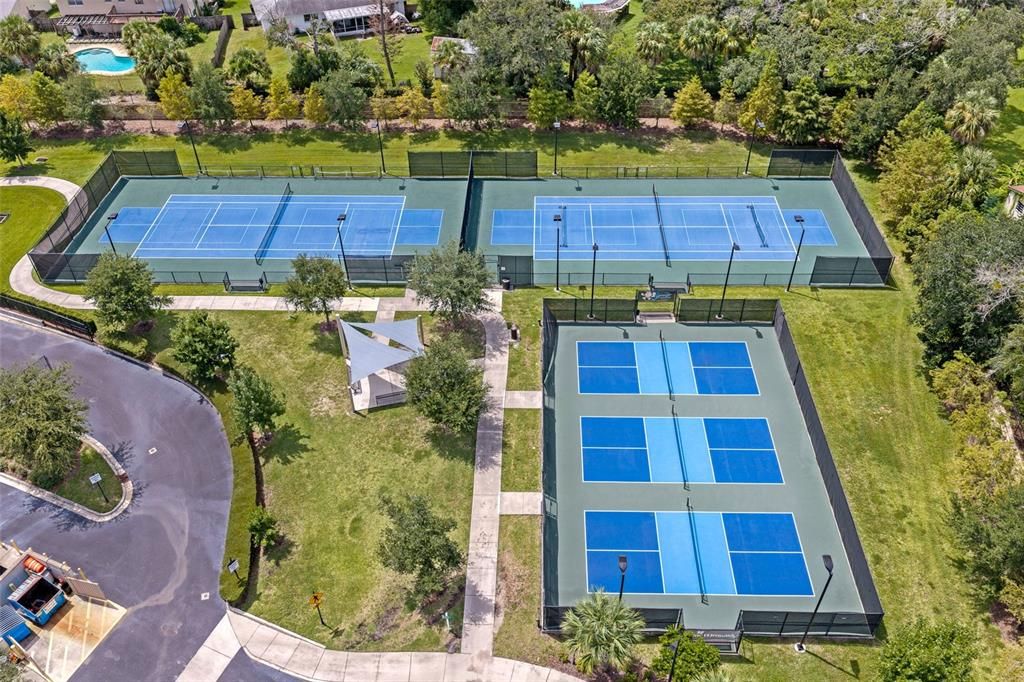 En Venta: $490,000 (5 camas, 2 baños, 2400 Pies cuadrados)