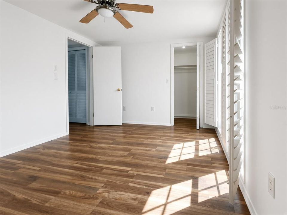 В аренду: $1,900 (2 спален, 2 ванн, 1495 Квадратных фут)