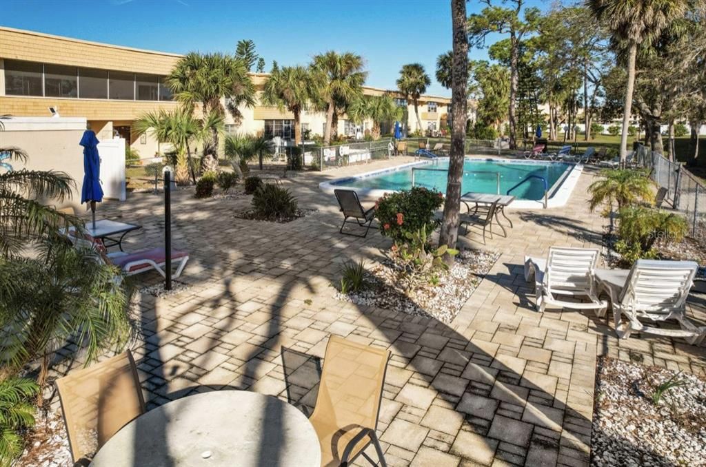For Sale: $74,900 (1 beds, 1 baths, 672 Square Feet)