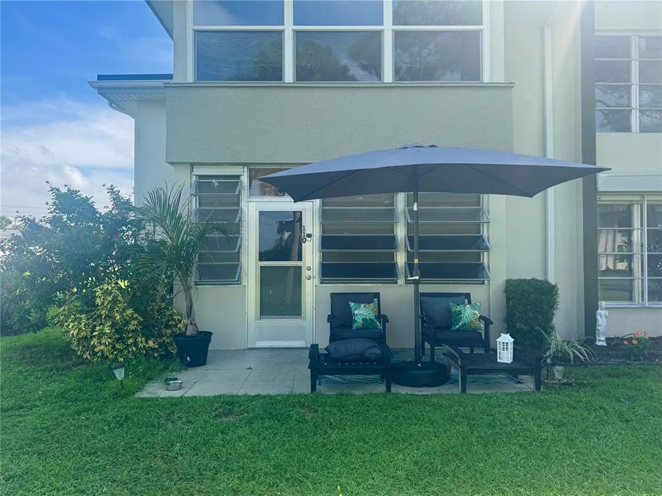 For Sale: $74,900 (1 beds, 1 baths, 672 Square Feet)