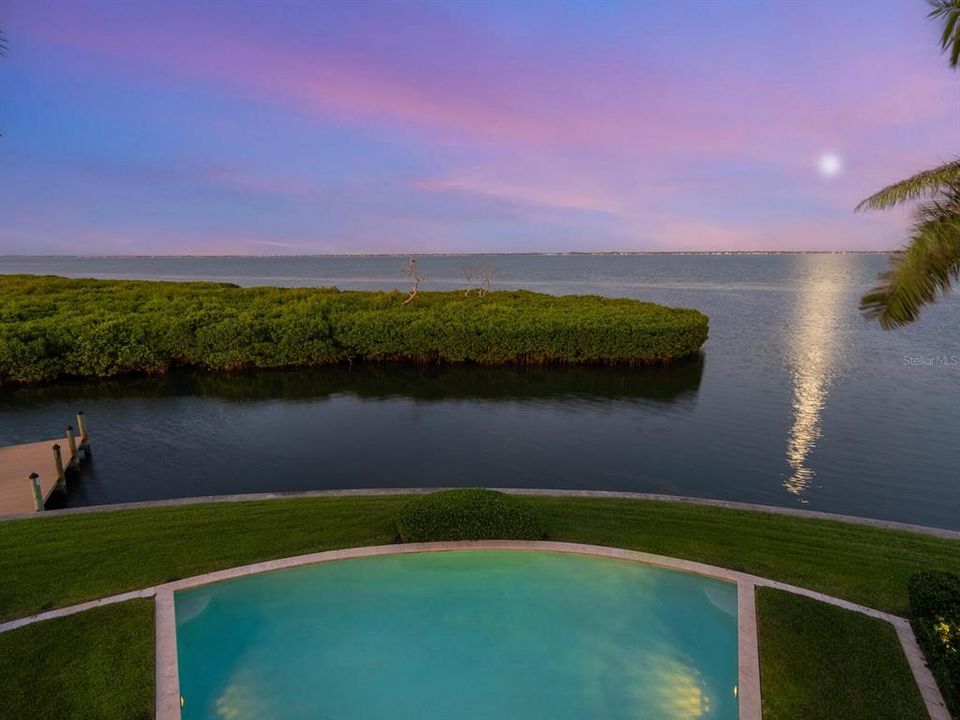En Venta: $9,500,000 (4 camas, 5 baños, 5245 Pies cuadrados)