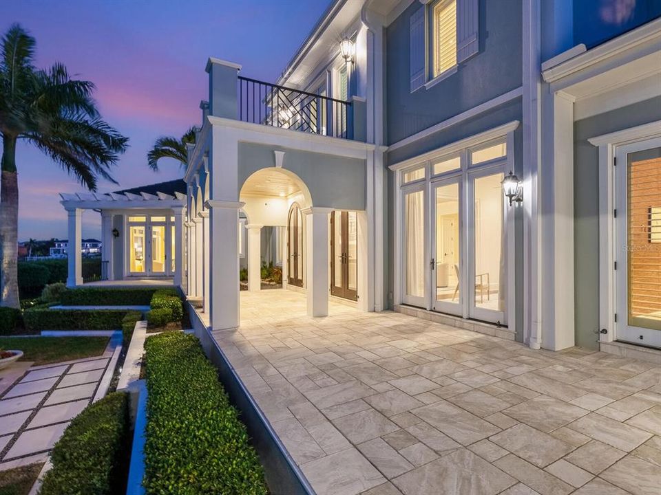 En Venta: $9,500,000 (4 camas, 5 baños, 5245 Pies cuadrados)