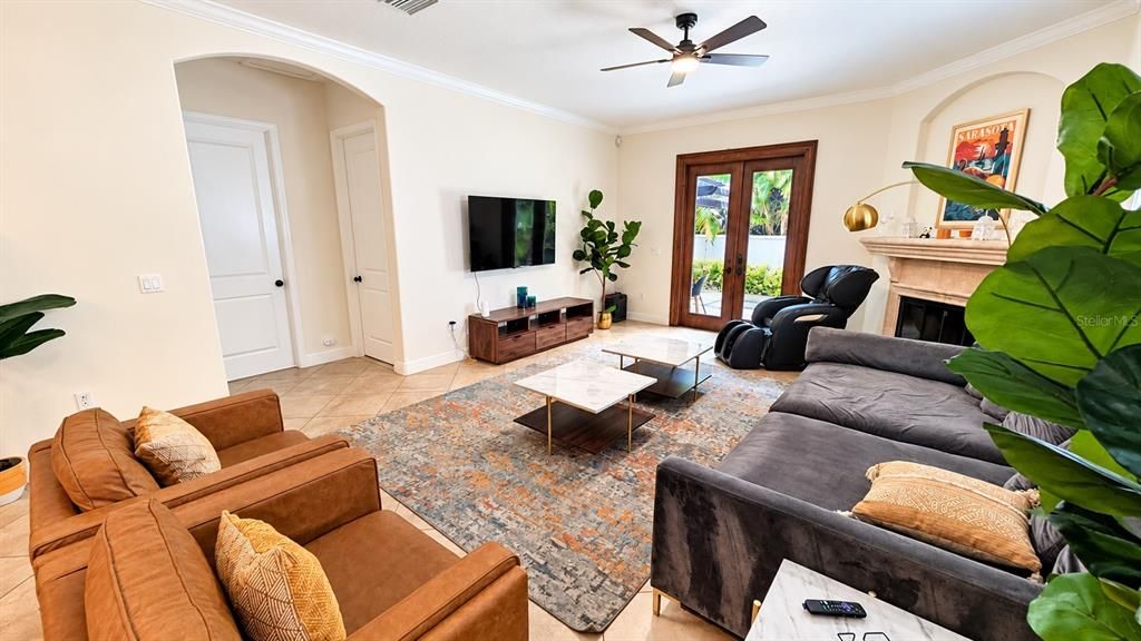 For Rent: $4,500 (4 beds, 3 baths, 2103 Square Feet)