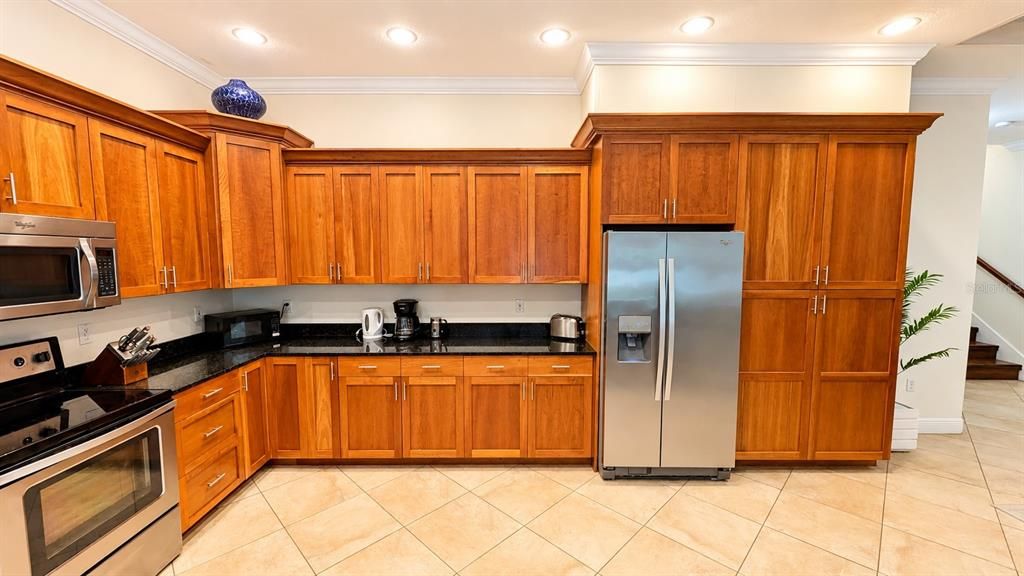 For Rent: $4,500 (4 beds, 3 baths, 2103 Square Feet)