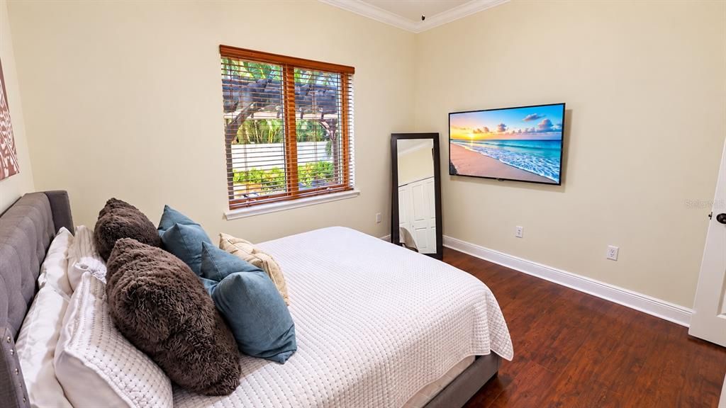 For Rent: $4,500 (4 beds, 3 baths, 2103 Square Feet)
