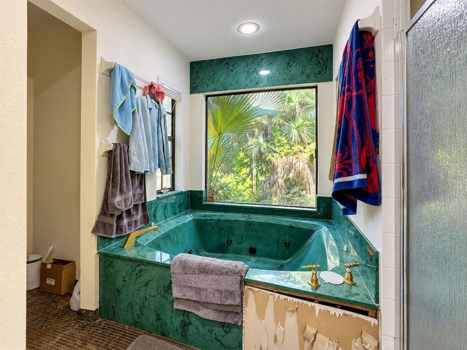 For Sale: $1,699,000 (5 beds, 4 baths, 5209 Square Feet)