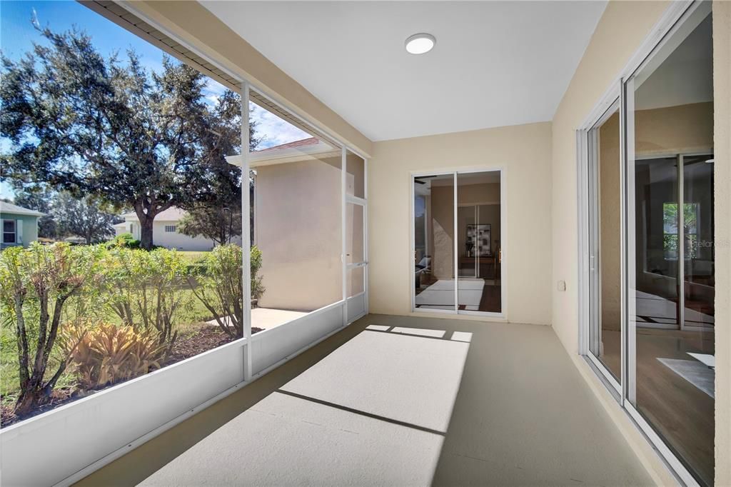 For Sale: $325,000 (2 beds, 2 baths, 1918 Square Feet)
