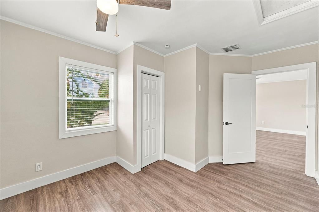 For Sale: $599,900 (3 beds, 2 baths, 1103 Square Feet)