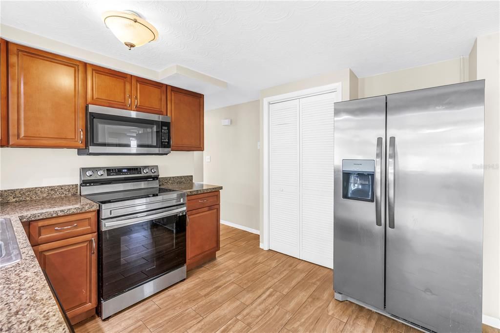 En Venta: $249,000 (3 camas, 2 baños, 1020 Pies cuadrados)