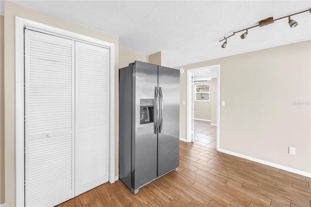 En Venta: $249,000 (3 camas, 2 baños, 1020 Pies cuadrados)