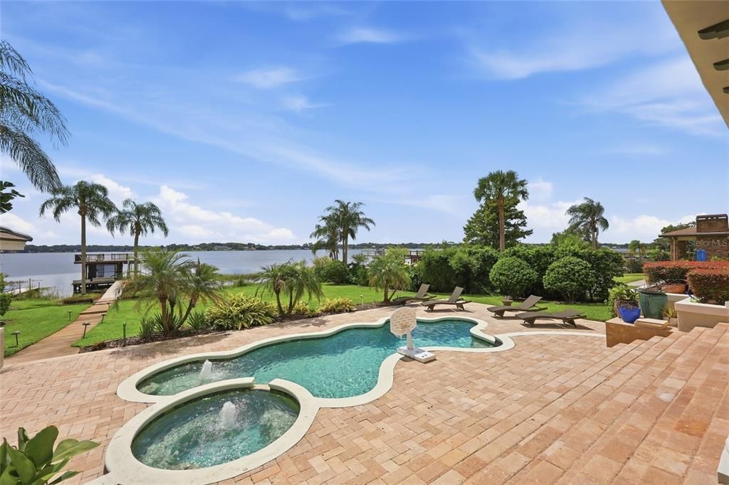En Venta: $4,350,000 (5 camas, 5 baños, 5305 Pies cuadrados)