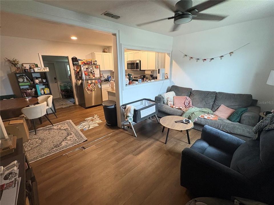 For Sale: $170,000 (3 beds, 1 baths, 746 Square Feet)
