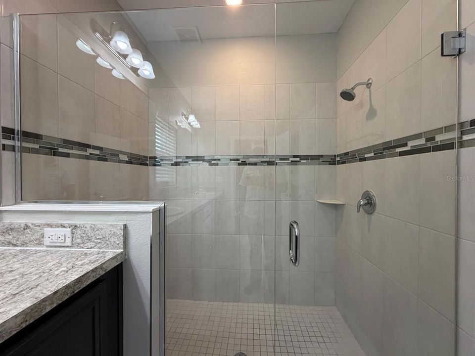 На продажу: $354,995 (4 спален, 2 ванн, 2157 Квадратных фут)