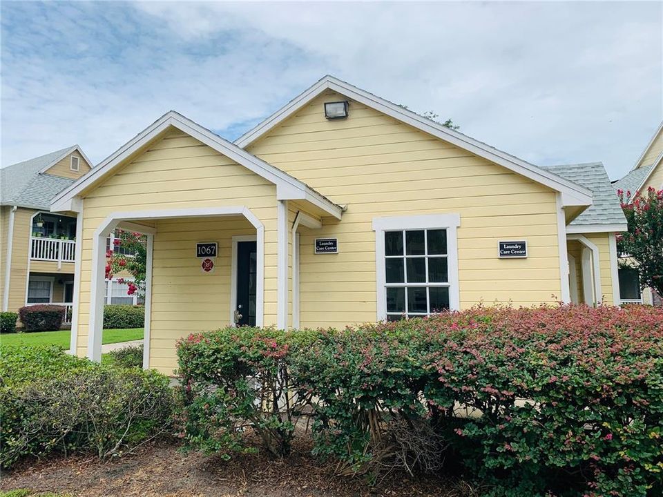 For Rent: $1,125 (1 beds, 1 baths, 627 Square Feet)