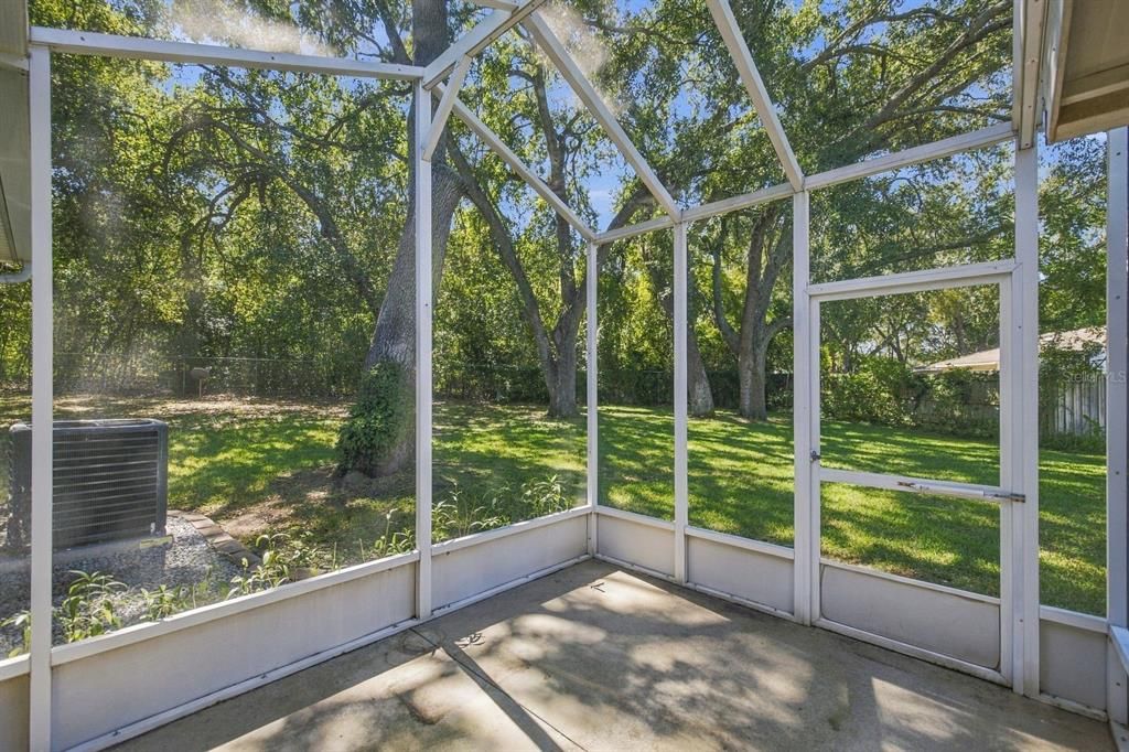 For Sale: $290,000 (3 beds, 2 baths, 1392 Square Feet)