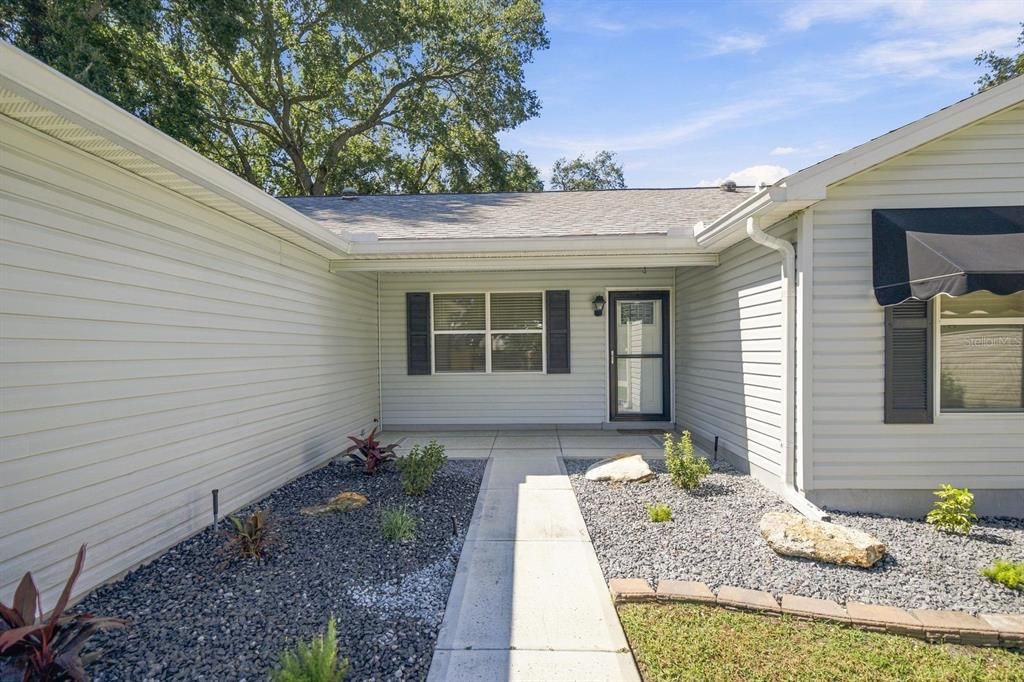 For Sale: $290,000 (3 beds, 2 baths, 1392 Square Feet)