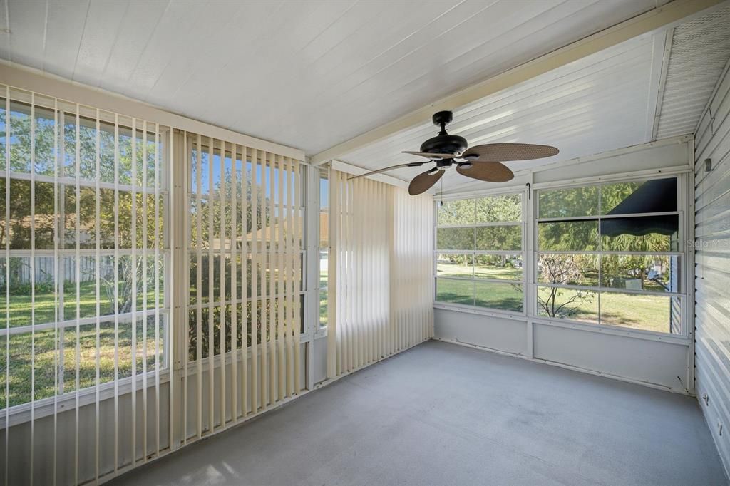 For Sale: $290,000 (3 beds, 2 baths, 1392 Square Feet)