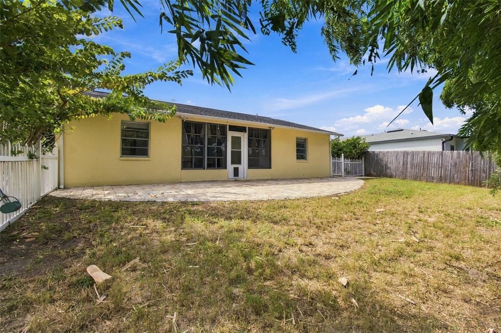En Venta: $245,000 (2 camas, 1 baños, 998 Pies cuadrados)
