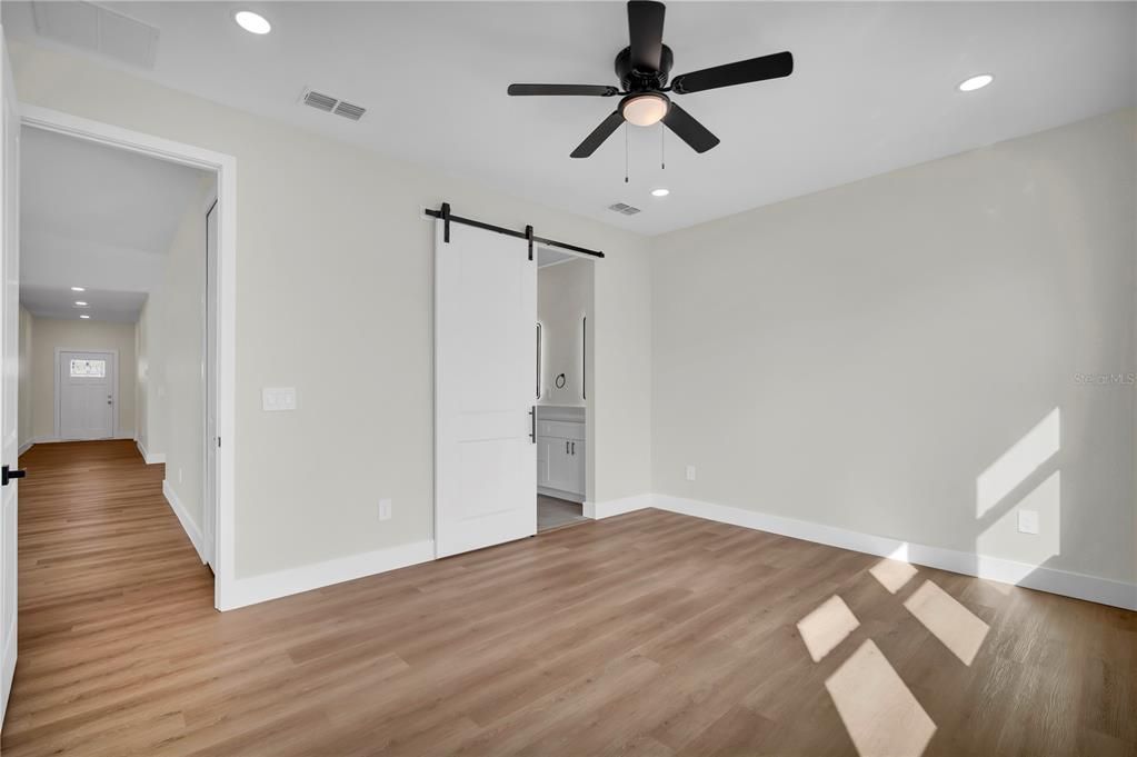 En Venta: $359,900 (3 camas, 2 baños, 1700 Pies cuadrados)