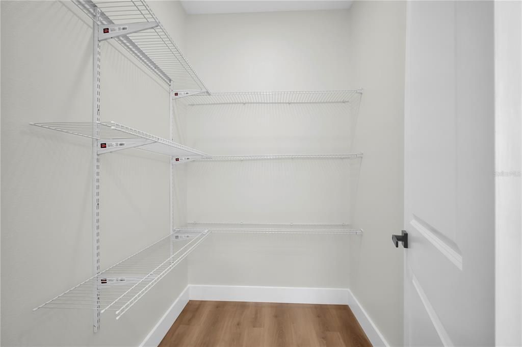 En Venta: $359,900 (3 camas, 2 baños, 1700 Pies cuadrados)