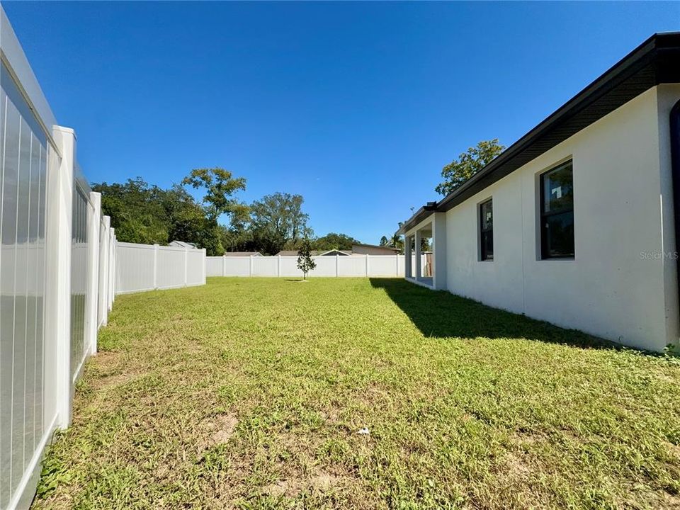 For Sale: $699,900 (3 beds, 3 baths, 2188 Square Feet)