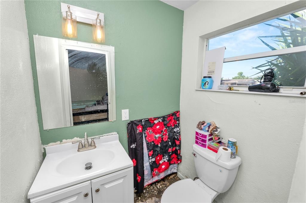 En Venta: $150,000 (4 camas, 1 baños, 1270 Pies cuadrados)