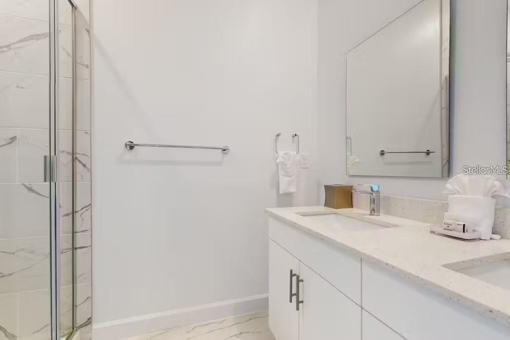 В аренду: $2,500 (4 спален, 4 ванн, 1671 Квадратных фут)