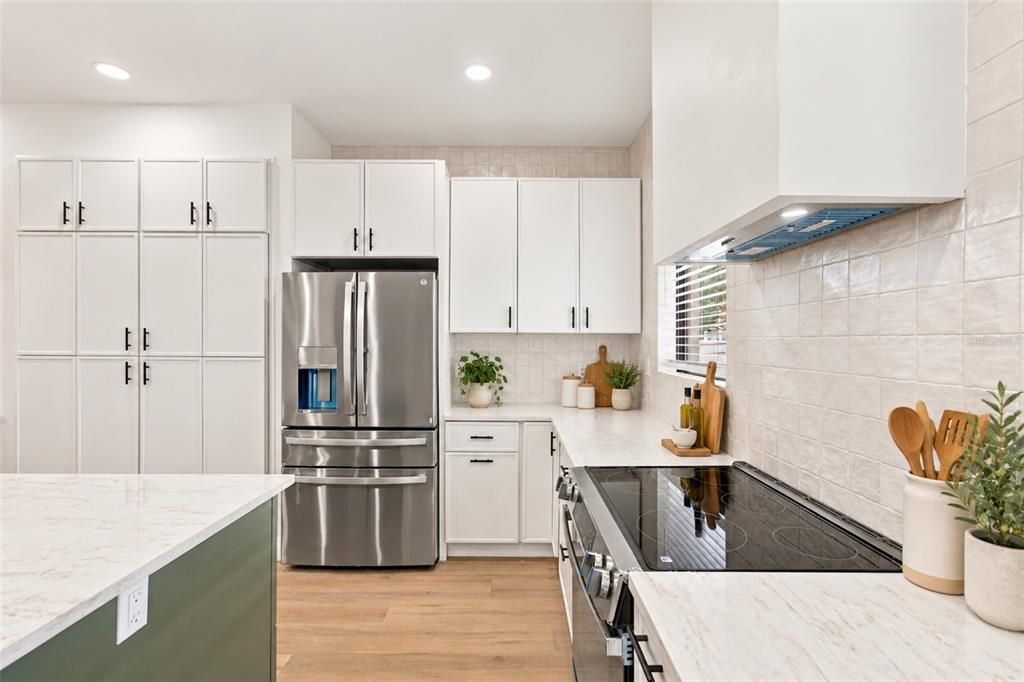 For Sale: $1,099,900 (4 beds, 4 baths, 3125 Square Feet)