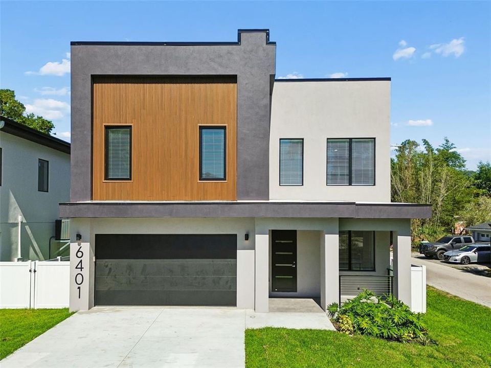 For Sale: $1,099,900 (4 beds, 4 baths, 3125 Square Feet)