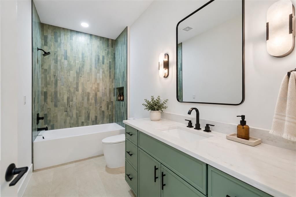 For Sale: $1,099,900 (4 beds, 4 baths, 3125 Square Feet)