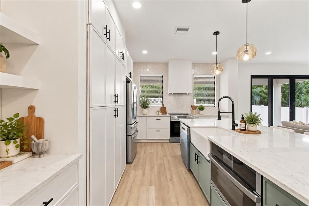 For Sale: $1,099,900 (4 beds, 4 baths, 3125 Square Feet)