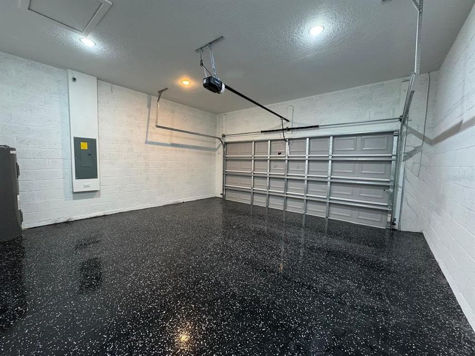 En Renta: $2,100 (4 camas, 2 baños, 1820 Pies cuadrados)