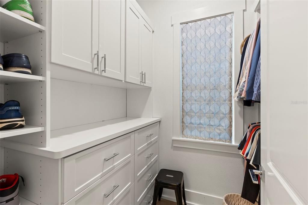For Sale: $1,725,000 (4 beds, 4 baths, 3047 Square Feet)