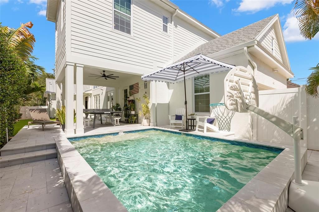For Sale: $1,725,000 (4 beds, 4 baths, 3047 Square Feet)