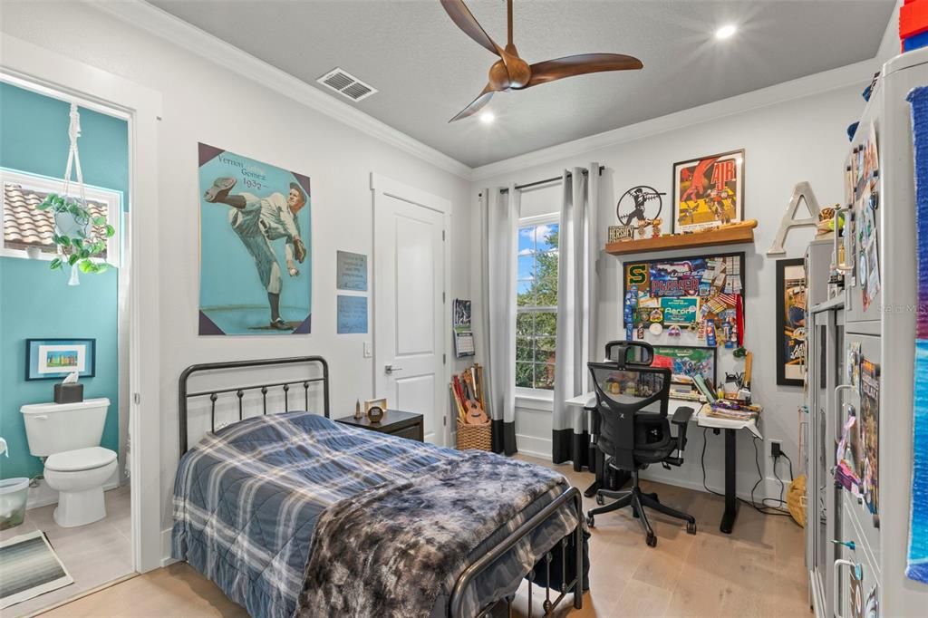 For Sale: $1,725,000 (4 beds, 4 baths, 3047 Square Feet)