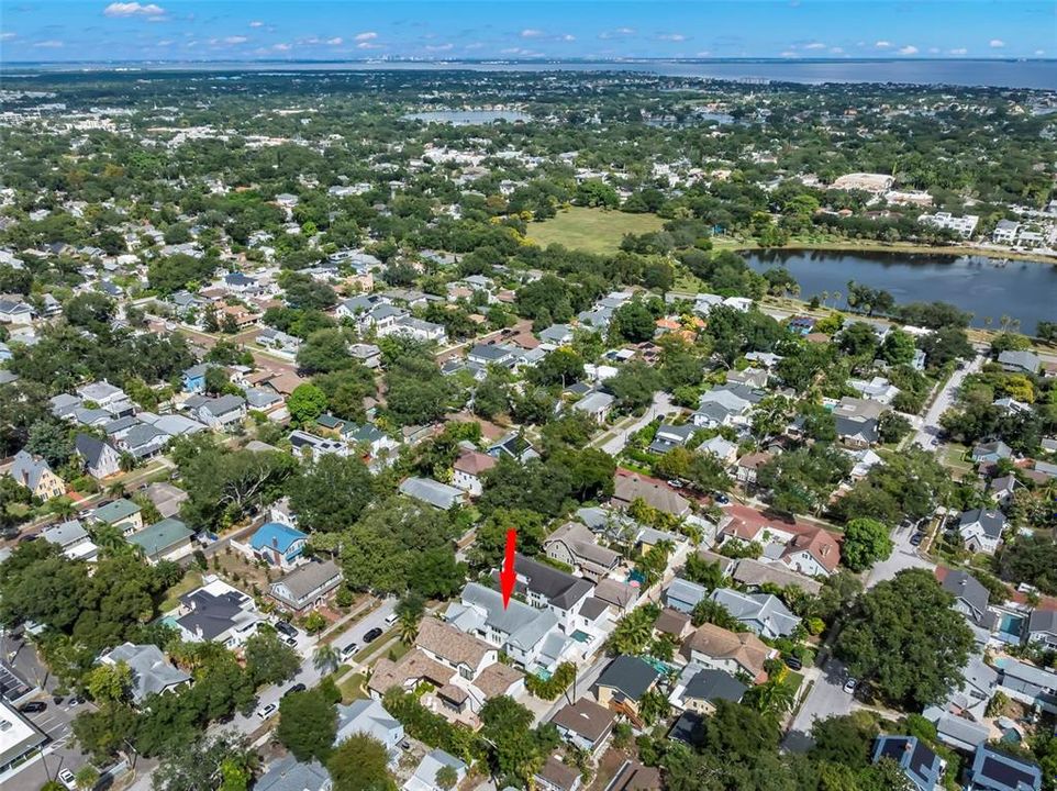 For Sale: $1,725,000 (4 beds, 4 baths, 3047 Square Feet)
