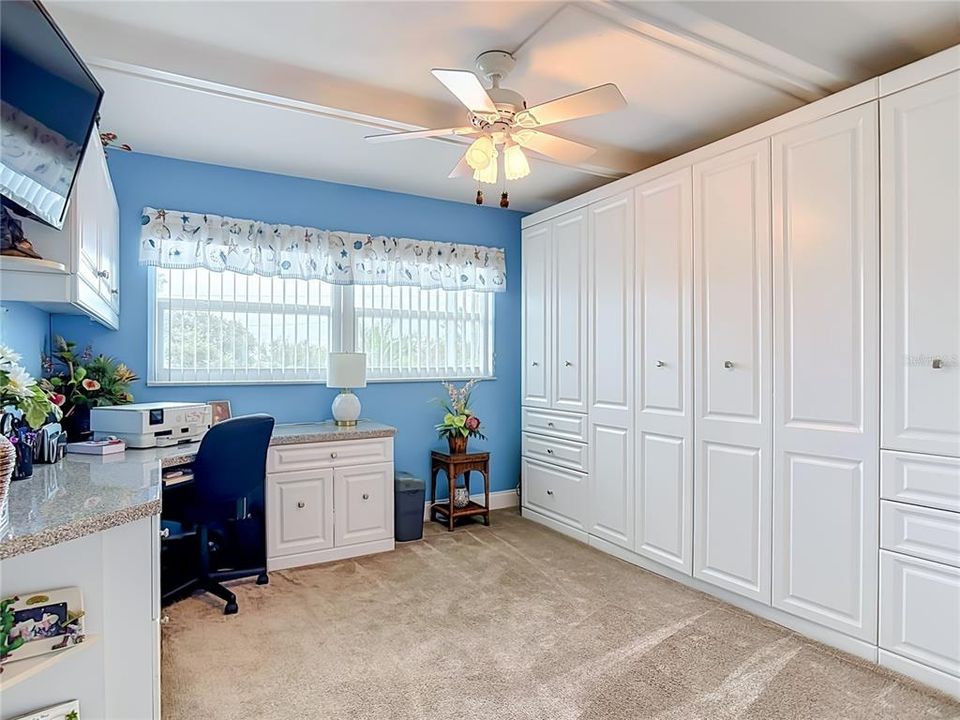 For Sale: $409,000 (2 beds, 2 baths, 1134 Square Feet)