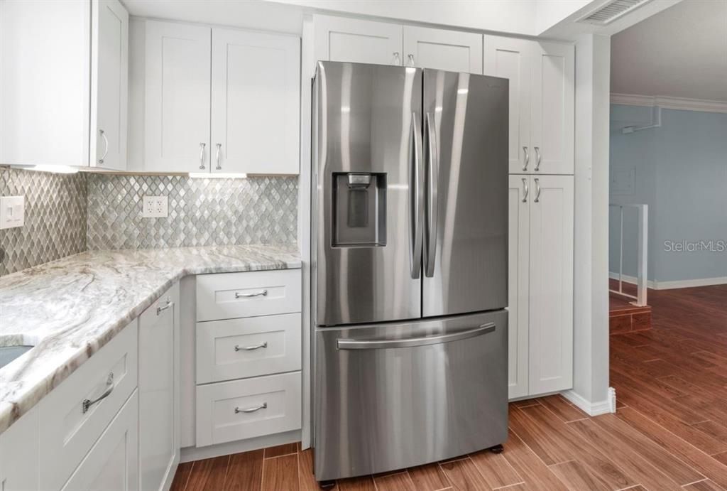 Activo con contrato: $199,900 (2 camas, 2 baños, 1103 Pies cuadrados)
