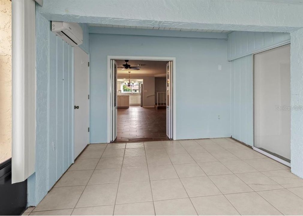 Activo con contrato: $199,900 (2 camas, 2 baños, 1103 Pies cuadrados)