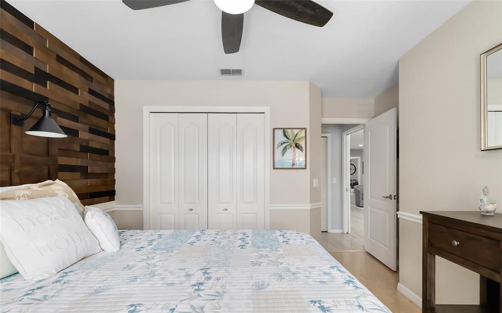 En Venta: $899,000 (4 camas, 3 baños, 2799 Pies cuadrados)